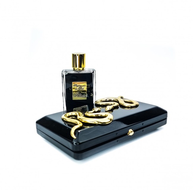 By Cillian Playing With The Devil 50 мл (в шкатулке, две змеи) By Cillian Playing With The Devil 50 мл (в шкатулке, две змеи)